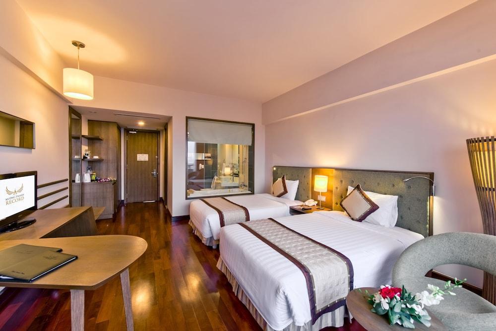 Muong Thanh Holiday Hue Hotel Dış mekan fotoğraf