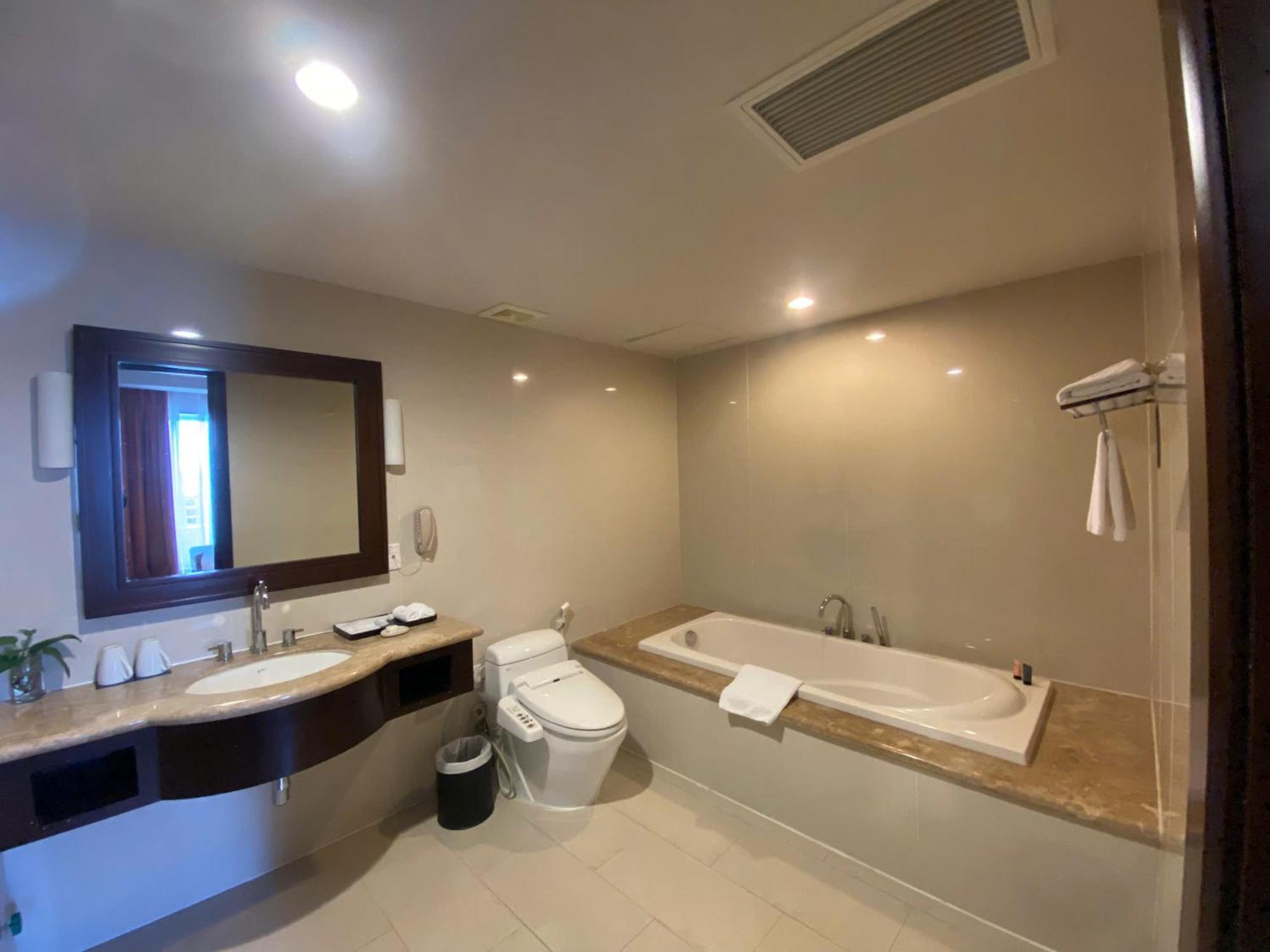 Muong Thanh Holiday Hue Hotel Oda fotoğraf